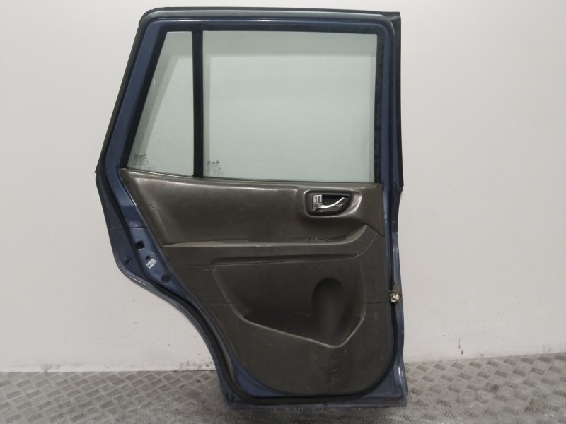 Recambio de puerta trasera izquierda para hyundai santa fe (sm) 2.4 gls referencia OEM IAM 7700326110 AZUL 