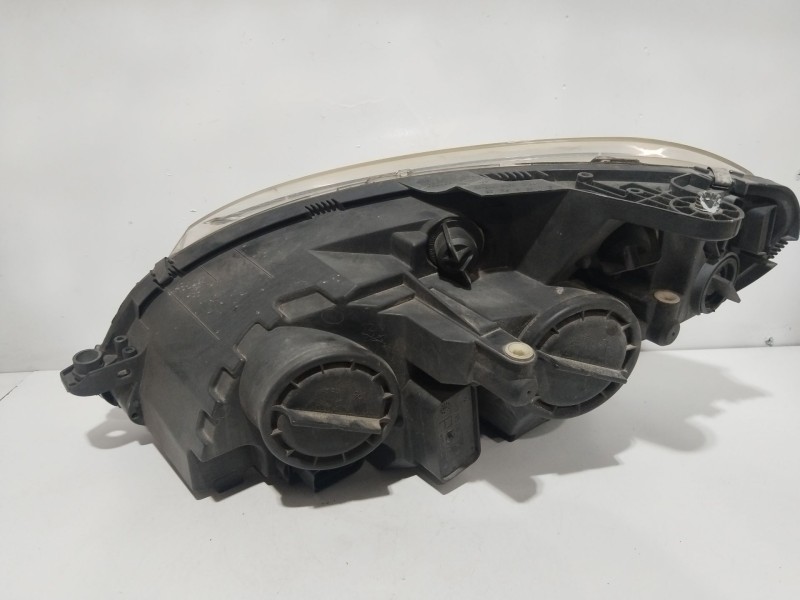 Recambio de faro derecho para mercedes-benz clase clc (cl203) clc 220 cdi (203.708) referencia OEM IAM 1305236211  