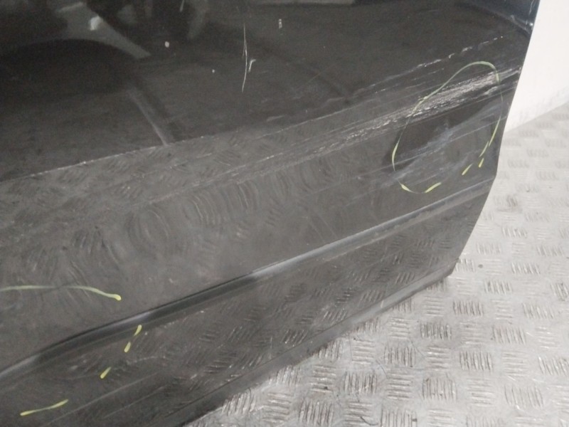 Recambio de puerta trasera derecha para volkswagen passat b6 (3c2) 2.0 tdi referencia OEM IAM 3C5833056H  