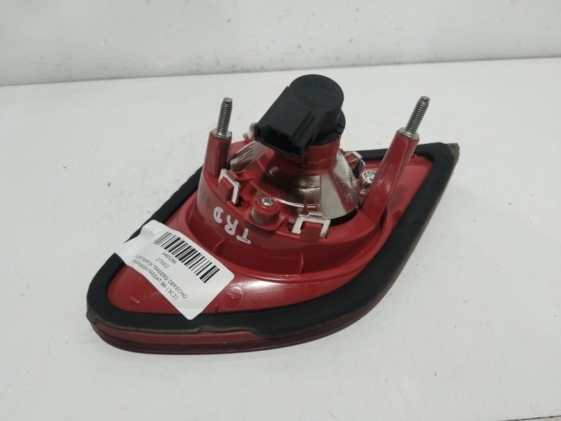 Recambio de piloto porton trasero derecho para volkswagen passat b6 (3c2) 2.0 tdi referencia OEM IAM 273002  