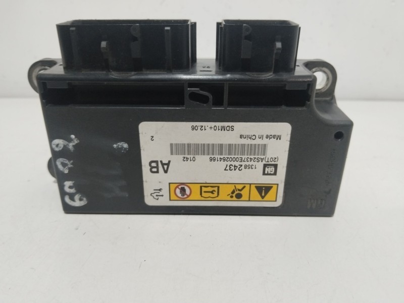 Recambio de centralita airbag para chevrolet cruze hatchback (j305) 1.7 d referencia OEM IAM 13582437  