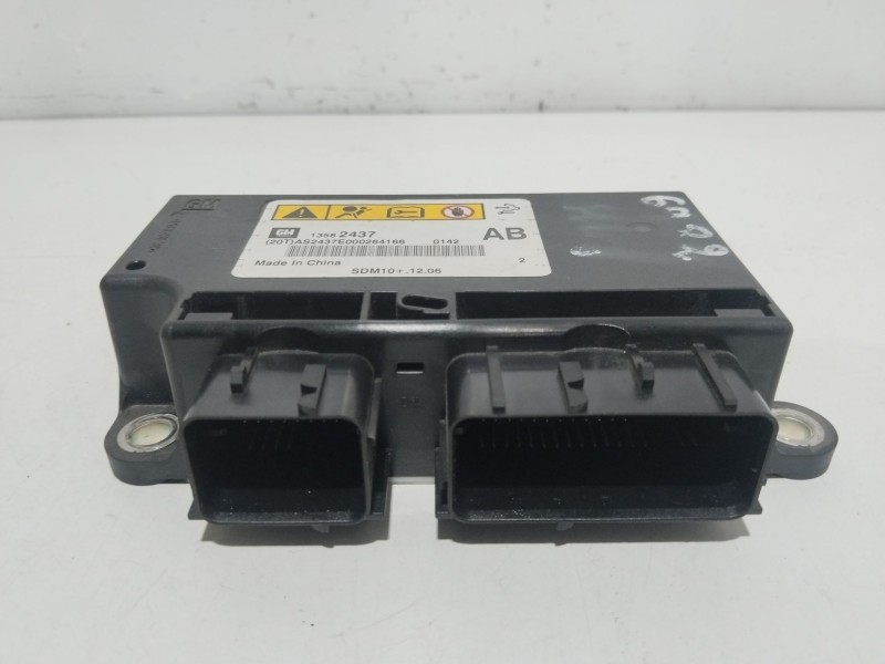 Recambio de centralita airbag para chevrolet cruze hatchback (j305) 1.7 d referencia OEM IAM 13582437  