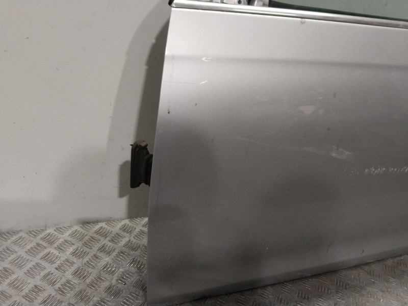 Recambio de puerta delantera izquierda para volkswagen jetta iii (1k2) 2.0 tdi referencia OEM IAM 1KM831051   Recambio de puerta delantera izquierda para volkswagen jetta iii (1k2) 2.0 tdi referencia OEM IAM 1KM831051