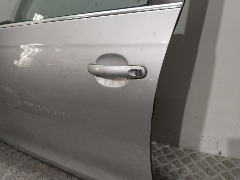 Recambio de puerta delantera izquierda para volkswagen jetta iii (1k2) 2.0 tdi referencia OEM IAM 1KM831051   Recambio de puerta delantera izquierda para volkswagen jetta iii (1k2) 2.0 tdi referencia OEM IAM 1KM831051