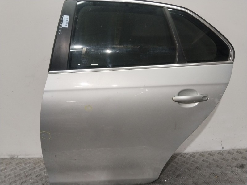 Recambio de puerta trasera izquierda para volkswagen jetta iii (1k2) 2.0 tdi referencia OEM IAM 1KM833051   Recambio de puerta trasera izquierda para volkswagen jetta iii (1k2) 2.0 tdi referencia OEM IAM 1KM833051