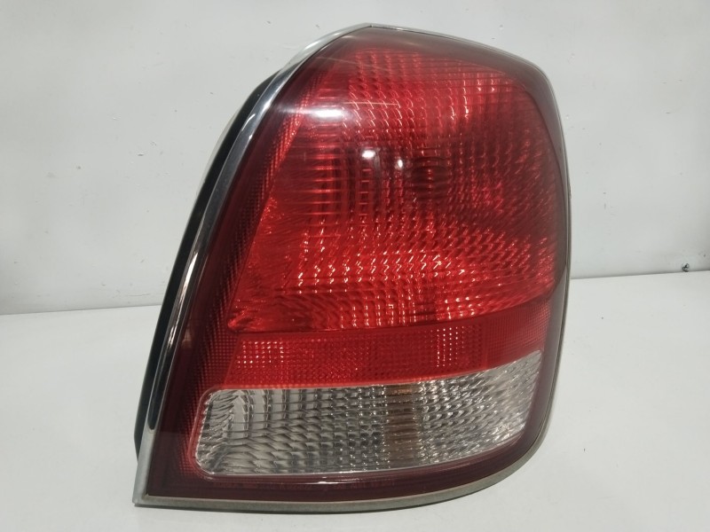 Recambio de piloto trasero derecho para hyundai xg (xg) 30 referencia OEM IAM 9240239010   Recambio de piloto trasero derecho para hyundai xg (xg) 30 referencia OEM IAM 9240239010
