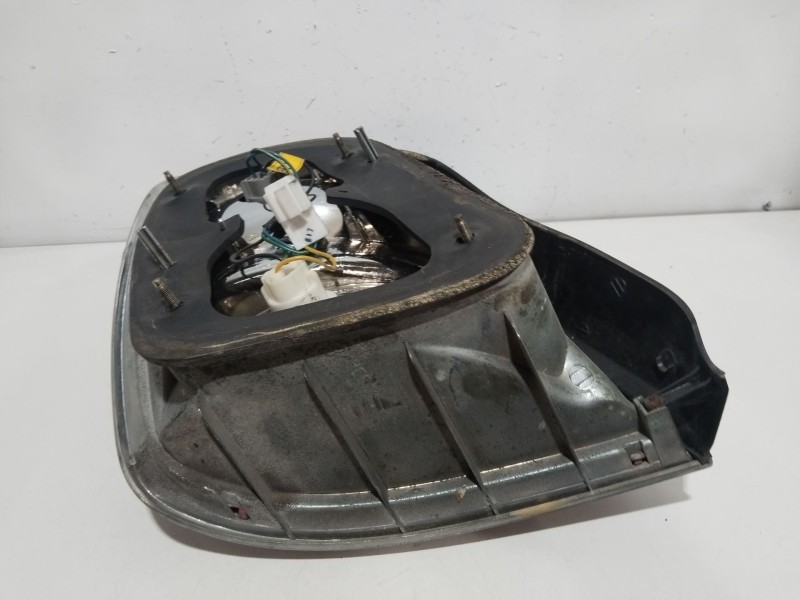 Recambio de piloto trasero derecho para hyundai xg (xg) 30 referencia OEM IAM 9240239010   Recambio de piloto trasero derecho para hyundai xg (xg) 30 referencia OEM IAM 9240239010