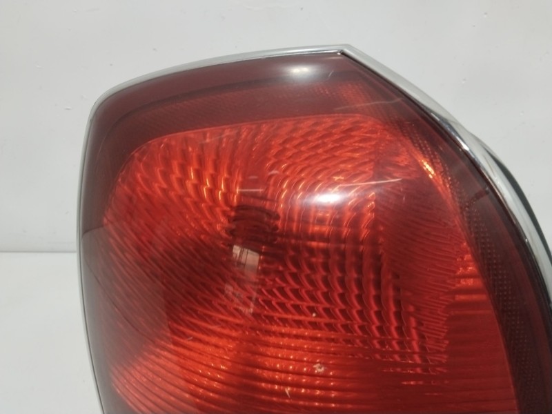 Recambio de piloto trasero izquierdo para hyundai xg (xg) 30 referencia OEM IAM 9240139010  