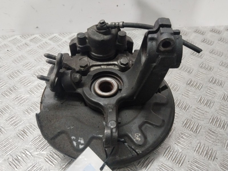 Recambio de mangueta delantera derecha para skoda rapid (nh3, nk3, nk6) 1.6 tdi referencia OEM IAM 6Q0407256S  