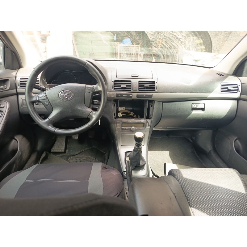 TOYOTA AVENSIS (_T25_) - imagen 6