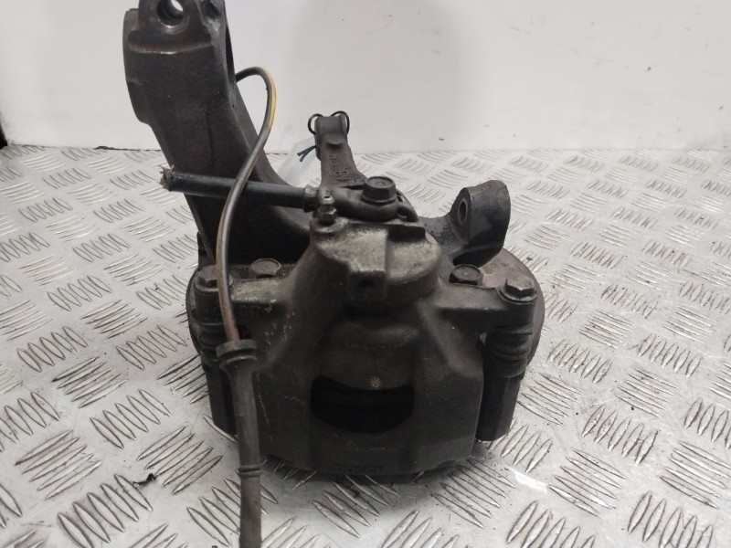 Recambio de mangueta delantera derecha para peugeot 107 (pm_, pn_) 1.0 referencia OEM IAM 364788  