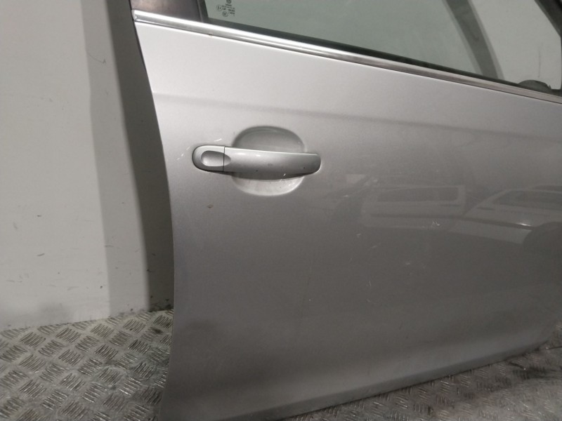 Recambio de puerta delantera derecha para volkswagen jetta iii (1k2) 2.0 tdi referencia OEM IAM 1KM831052   Recambio de puerta delantera derecha para volkswagen jetta iii (1k2) 2.0 tdi referencia OEM IAM 1KM831052