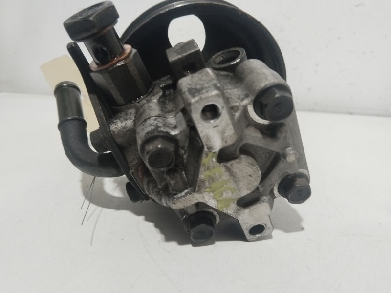 Recambio de bomba direccion para hyundai elantra (xd) 2.0 crdi comfort (5-ptas.) referencia OEM IAM 5710020200  