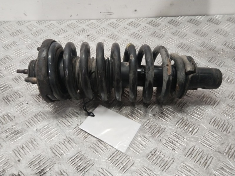 Recambio de amortiguador delantero derecho para ssangyong kyron 2.0 xdi referencia OEM IAM 4430209051  