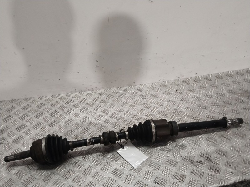 Recambio de transmision delantera derecha para nissan tiida hatchback (c11) 1.5 dci referencia OEM IAM 39100EL20B  