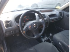 rover 25 i hatchback (rf) del año 2001 2