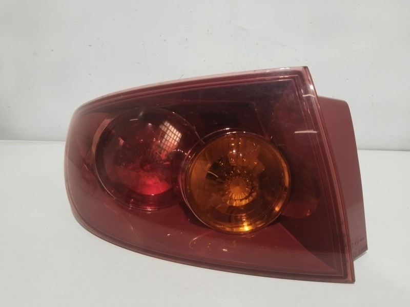 Recambio de piloto trasero izquierdo para mazda 3 sedán (bk) 2.0 (bkep) referencia OEM IAM P2688   Recambio de piloto trasero izquierdo para mazda 3 sedán (bk) 2.0 (bkep) referencia OEM IAM P2688