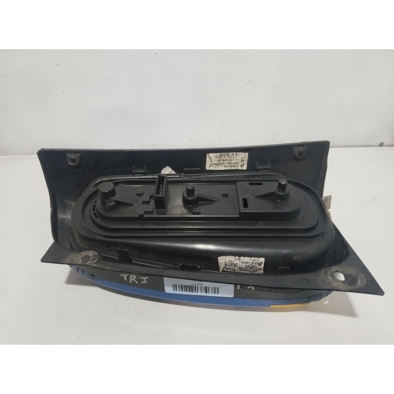 Recambio de piloto trasero izquierdo para smart fortwo coupé (450) 0.7 (450.352, 450.332) referencia OEM IAM 423131L  