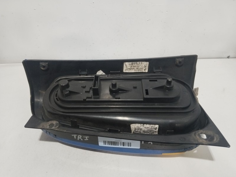 Recambio de piloto trasero izquierdo para smart fortwo coupé (450) 0.7 (450.352, 450.332) referencia OEM IAM 423131L  