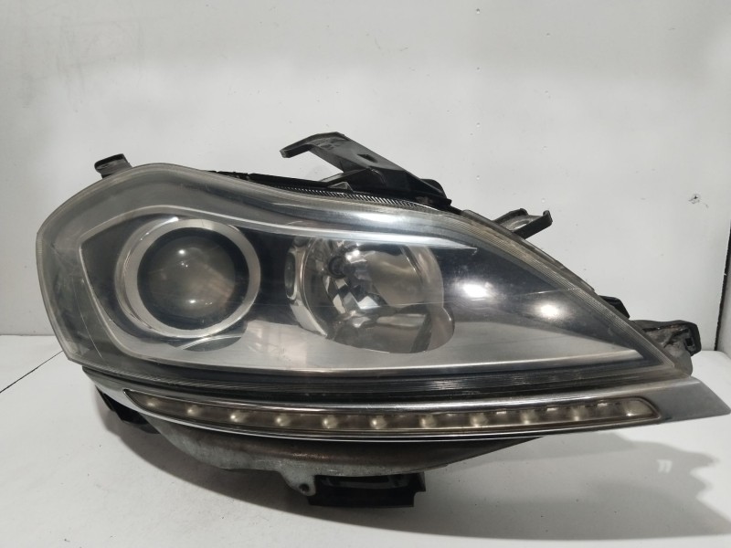 Recambio de faro derecho para lancia delta (181) gold referencia OEM IAM 51824828  