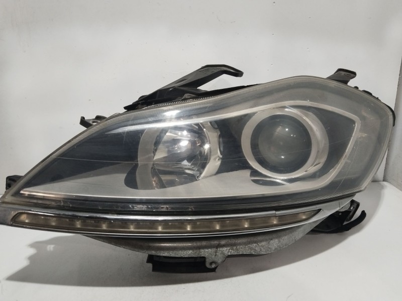 Recambio de faro izquierdo para lancia delta (181) gold referencia OEM IAM 51824830  
