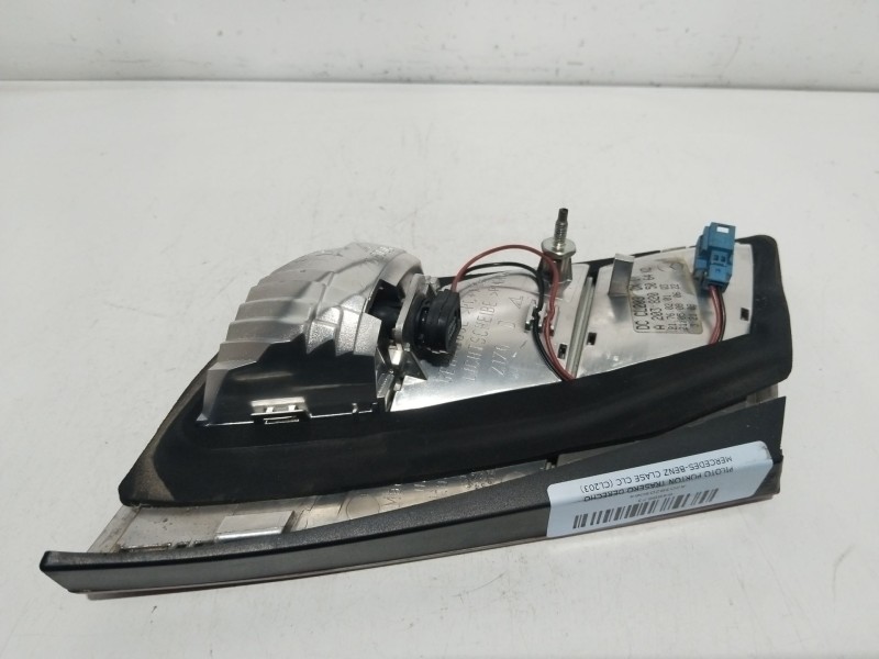 Recambio de piloto porton trasero derecho para mercedes-benz clase clc (cl203) clc 220 cdi (203.708) referencia OEM IAM A2038205
