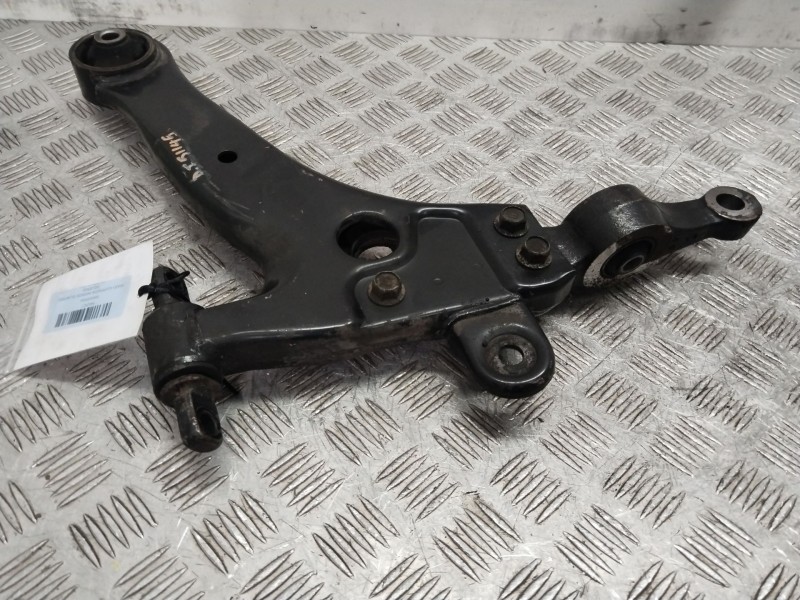 Recambio de brazo suspension inferior delantero izquierdo para kia opirus (gh) 3.5 referencia OEM IAM 545003F000  