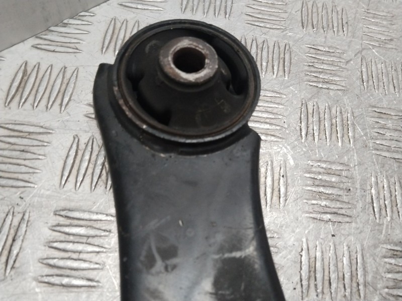 Recambio de brazo suspension inferior delantero derecho para kia opirus (gh) 3.5 referencia OEM IAM 545013F000  