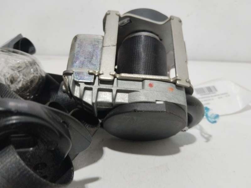 Recambio de cinturon seguridad delantero derecho para citroën c4 berlina lx referencia OEM IAM 96527696XX  