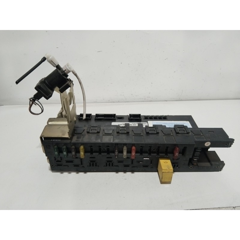 Recambio de caja reles / fusibles para mercedes-benz clase c (w203) berlina 180 (203.035) referencia OEM IAM 5DK007974  