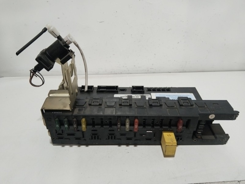 Recambio de caja reles / fusibles para mercedes-benz clase c (w203) berlina 180 (203.035) referencia OEM IAM 5DK007974  