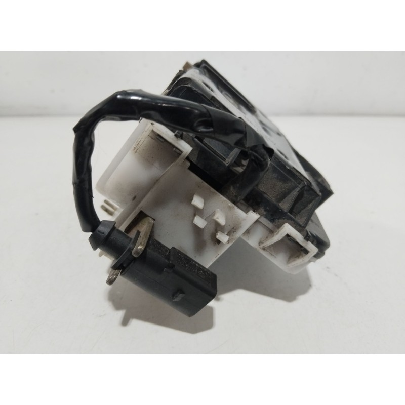 Recambio de cerradura puerta trasera derecha para seat cordoba berlina (6k2) signo referencia OEM IAM 6K4839016G  