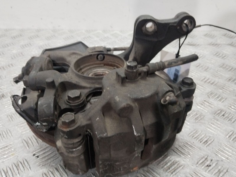 Recambio de mangueta delantera derecha para kia carens (un) active referencia OEM IAM 517161D100  