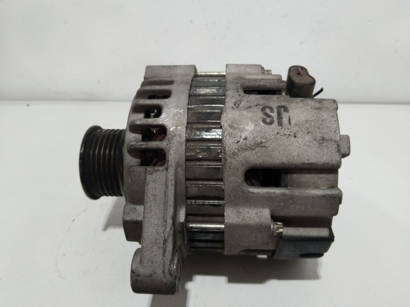 Recambio de alternador para daewoo tacuma (u100) 1.6 referencia OEM IAM 96288095  