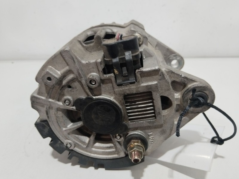 Recambio de alternador para daewoo tacuma (u100) 1.6 referencia OEM IAM 96288095  