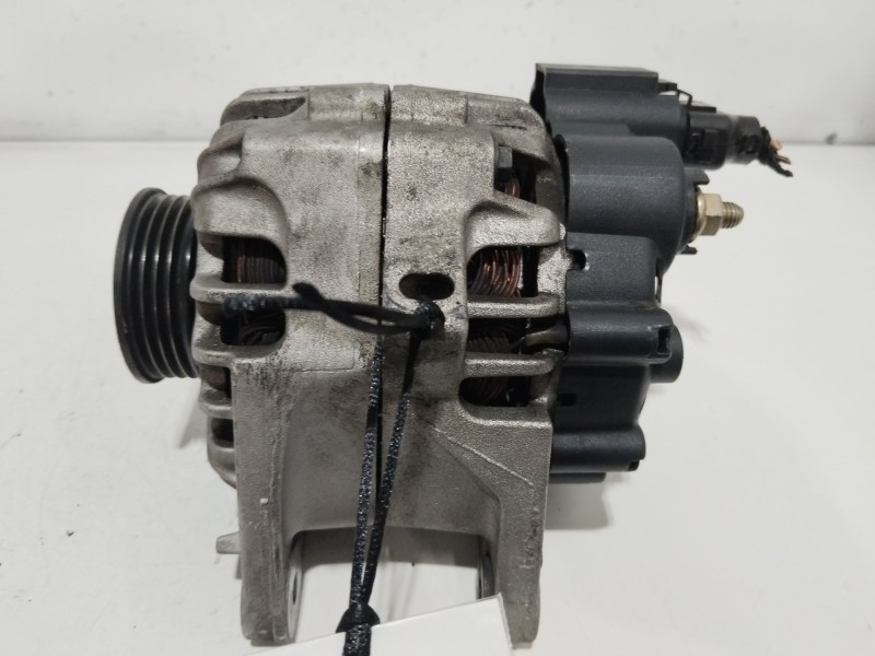 Recambio de alternador para kia cerato i sedán (ld) 1.6 referencia OEM IAM 3730022650   Recambio de alternador para kia cerato i sedán (ld) 1.6 referencia OEM IAM 3730022650