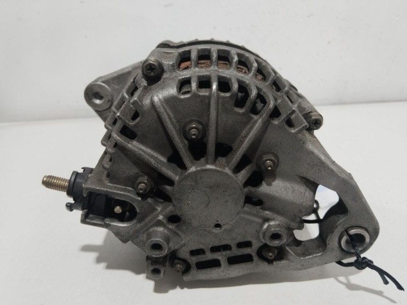 Recambio de alternador para nissan almera tino (v10m) acenta referencia OEM IAM 23100BU010  
