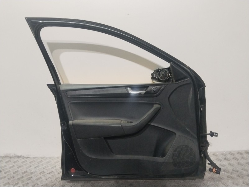 Recambio de puerta delantera izquierda para seat toledo iv (kg3) 1.6 tdi referencia OEM IAM 5JA831051C  