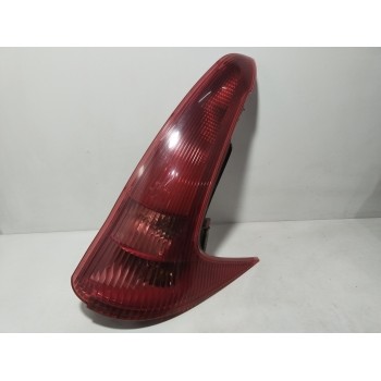 PILOTO TRASERO DERECHO 6351R4 