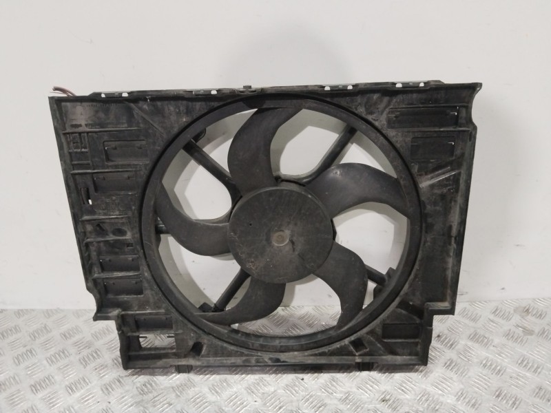 Recambio de electroventilador para bmw serie 5 berlina (e60) 520d referencia OEM IAM 7726010401  
