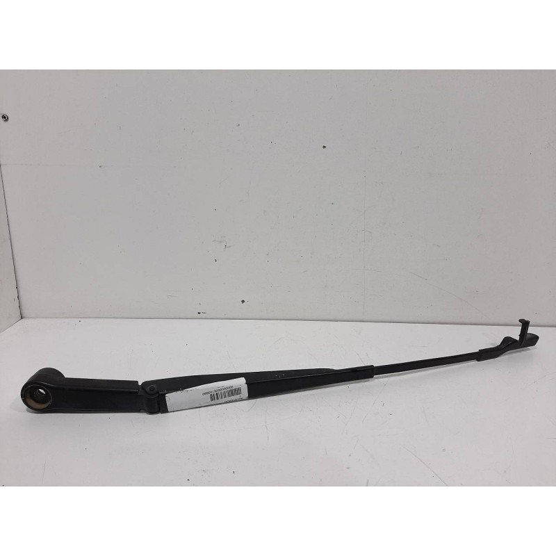 BRAZO LIMPIA DELANTERO DERECHO 6429CC 