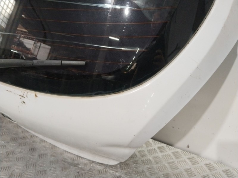 Recambio de porton trasero para kia cee´d hatchback (ed) 1.6 referencia OEM IAM 737001H000  BLANCO