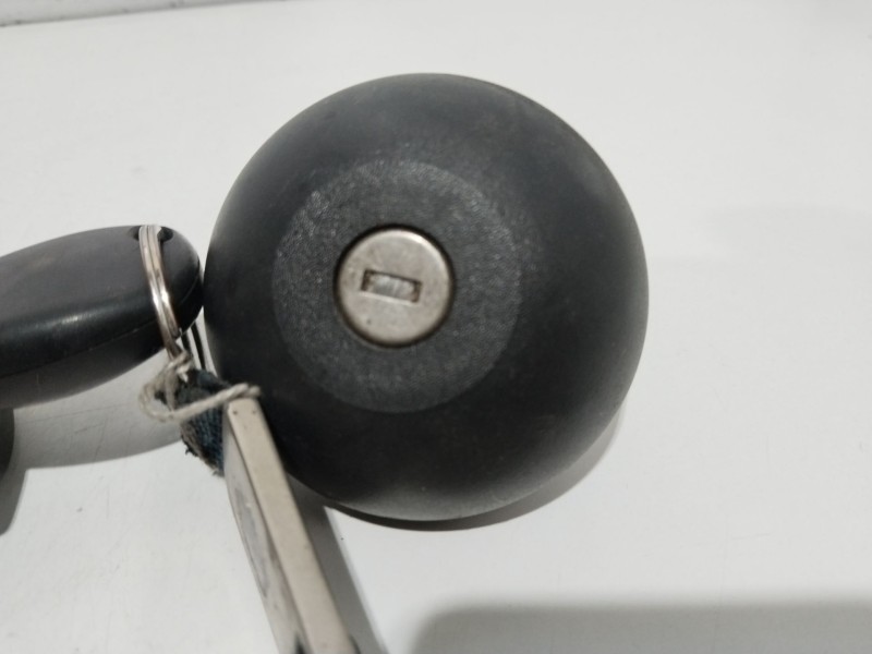 Recambio de conmutador de arranque para dacia sandero ii 1.5 dci referencia OEM IAM 8200825300B  