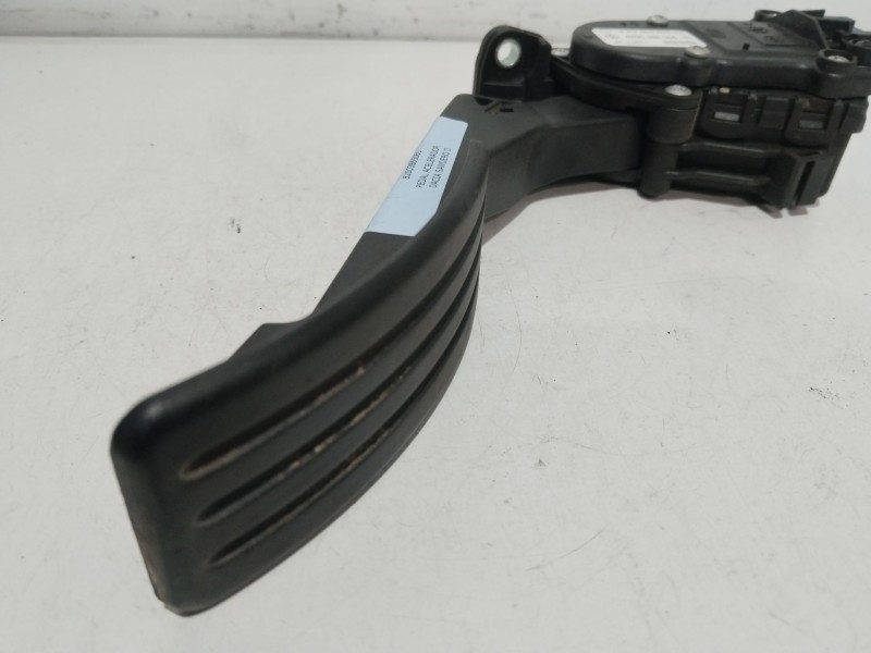 Recambio de pedal acelerador para dacia sandero ii 1.5 dci referencia OEM IAM 8200386506D  