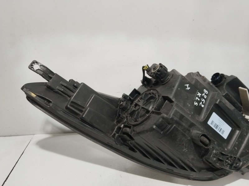 Recambio de faro izquierdo para hyundai i40 i (vf) 1.7 crdi referencia OEM IAM 921013Z300  