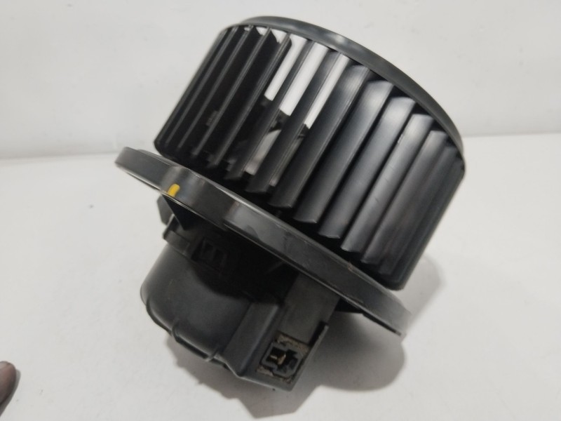 Recambio de motor calefaccion para hyundai i40 i (vf) 1.7 crdi referencia OEM IAM 971263Z000  