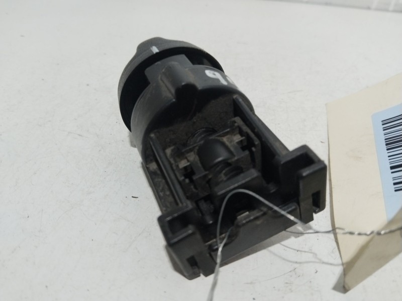 Recambio de mando intermitentes para dacia sandero ii 1.5 dci referencia OEM IAM 8200299460  