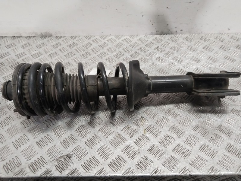 Recambio de amortiguador delantero derecho para land rover freelander e familiar referencia OEM IAM RSC000040  