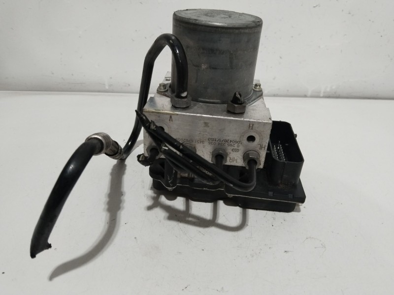 Recambio de abs para bmw x3 (e83) 2.0d referencia OEM IAM 34513450270 23555R17H 