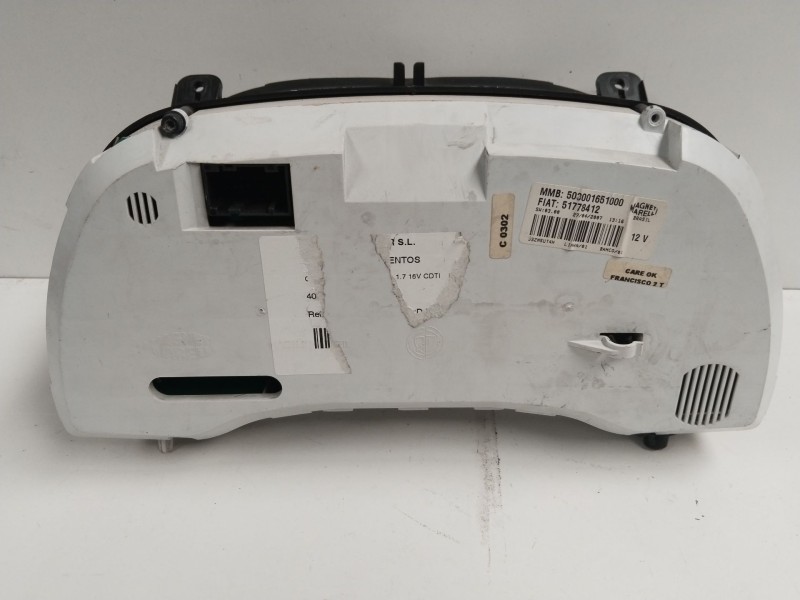 Recambio de cuadro instrumentos para fiat linea (110) dynamic referencia OEM IAM 51778412  
